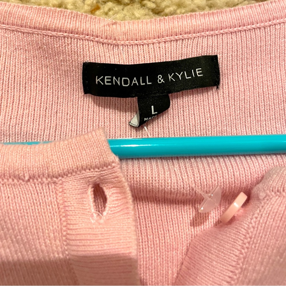 Pink cotton cropped button up shirt